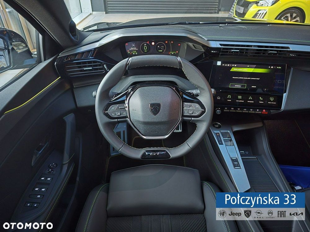 Peugeot 408 - 17