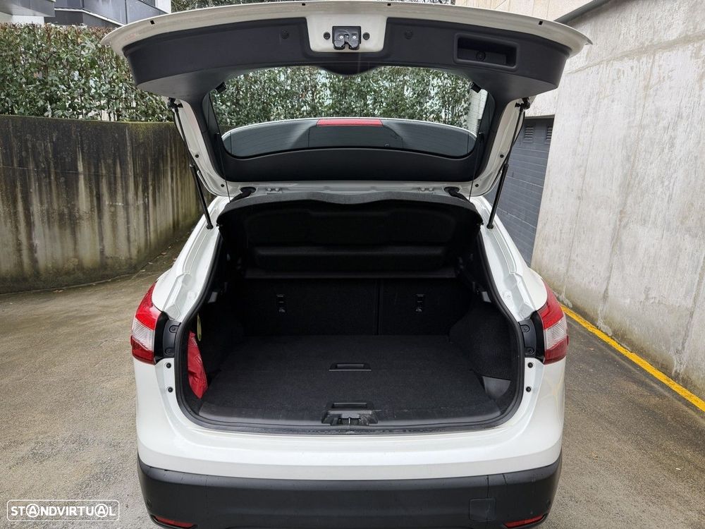 Nissan Qashqai 1.5 dCi Tekna - 14