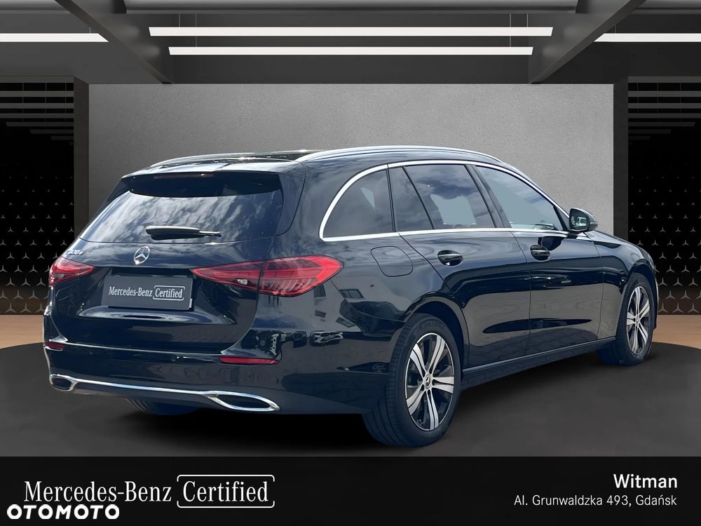 Mercedes-Benz C-Class 2023 photo 2