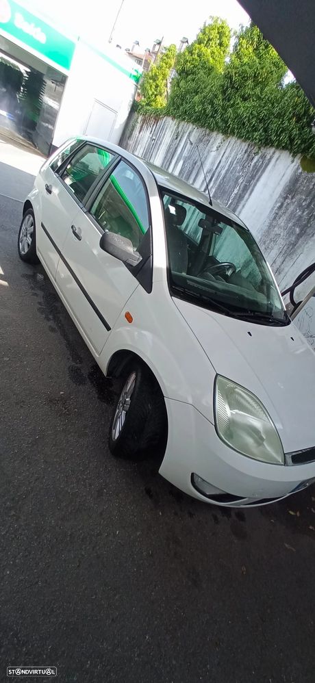 Ford Fiesta 1.4 Ghia - 1