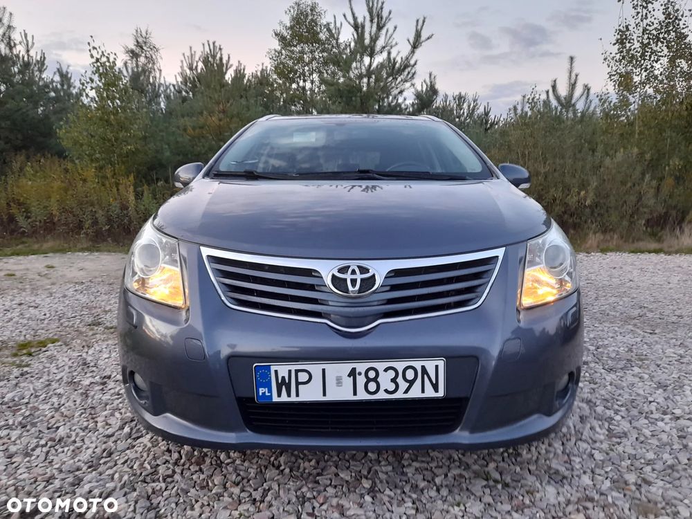 Toyota Avensis Combi 1.8 Comfort - 14