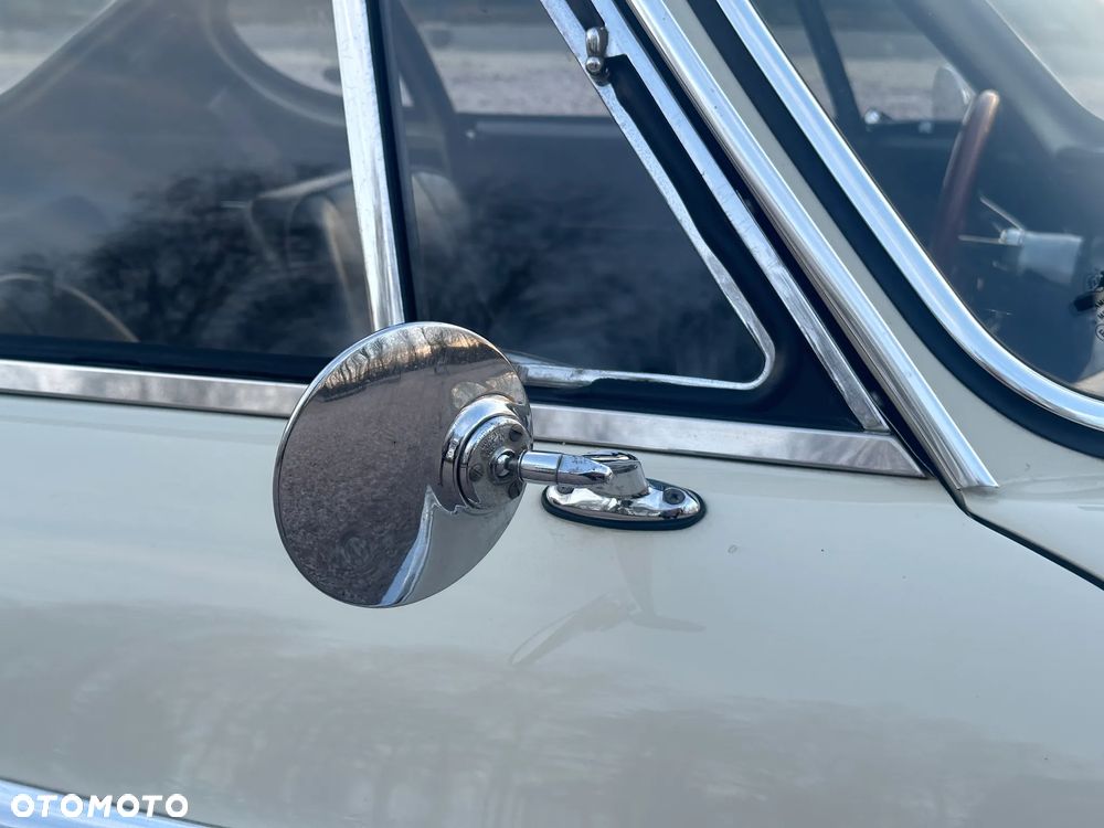 Volvo P1800 - 18