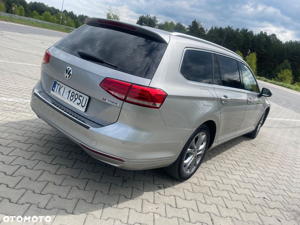 Volkswagen Passat - 11