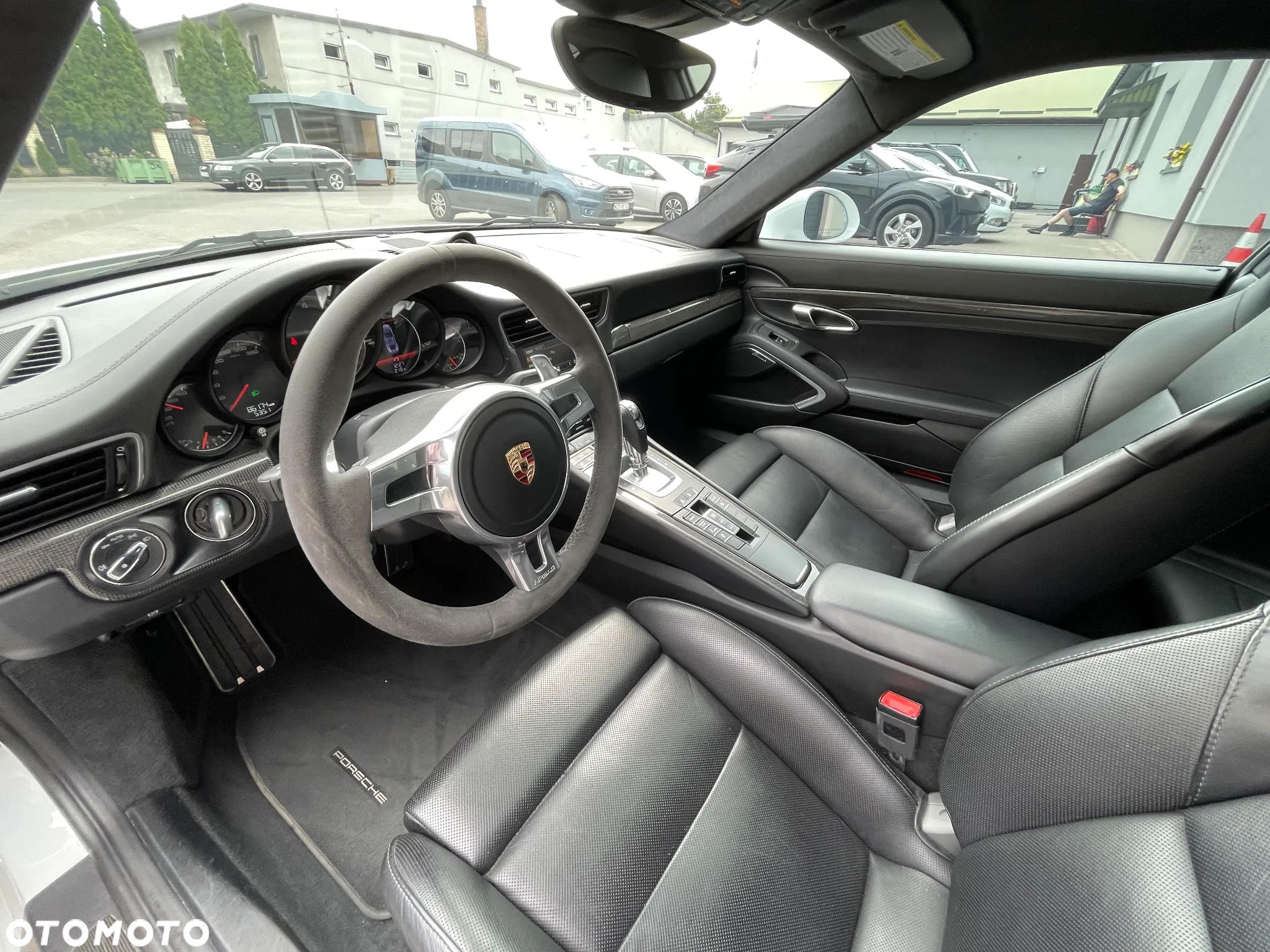 Porsche 911 Turbo S - 14