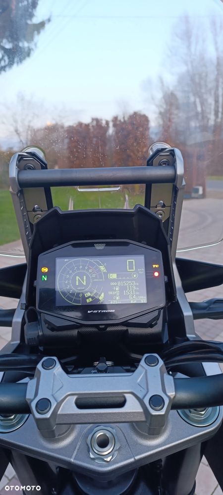 Suzuki V-STROM - 14