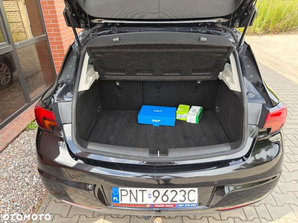 Opel Astra 1.6 CDTI Enjoy - 28