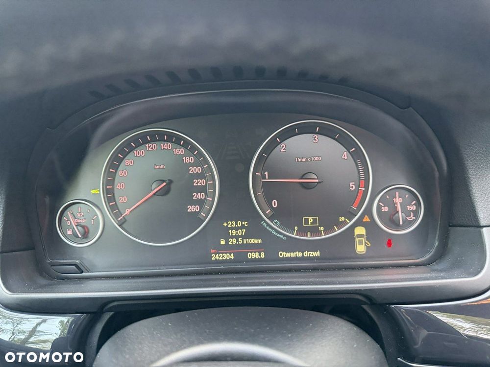 BMW Seria 5 - 40