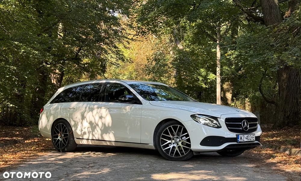 Mercedes-Benz Klasa E 200 d T 9G-TRONIC Avantgarde - 2