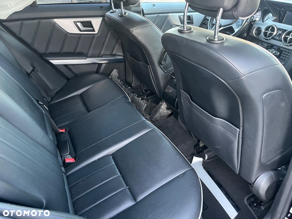 Mercedes-Benz GLK 220 CDI DPF 4Matic BlueEFFICIENCY 7G-TRONIC - 14
