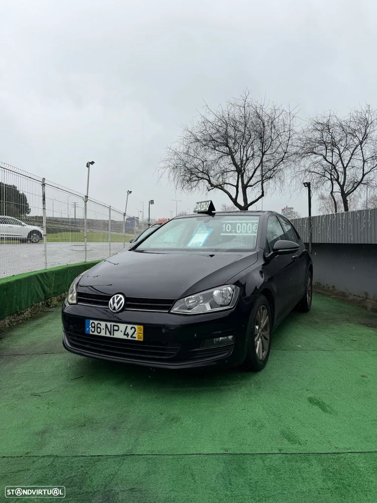 VW Golf 1.6 TDi Trendline BlueMotion - 1