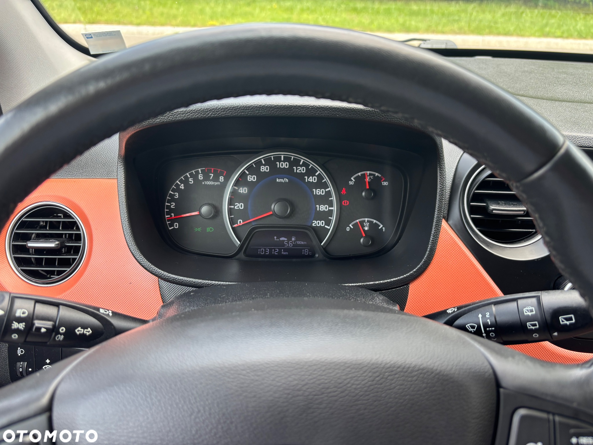 Hyundai i10 1.0 YES - 8
