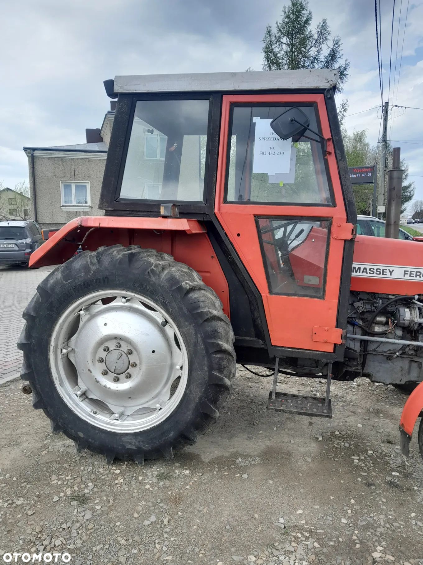 Massey Ferguson 255 - 1