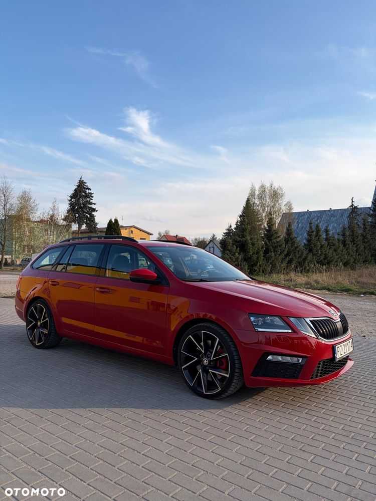 Skoda Octavia 2.0 TSI RS - 6