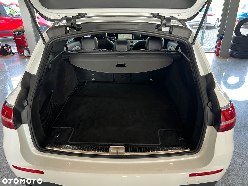 Mercedes-Benz Klasa E 220 d AMG - 15