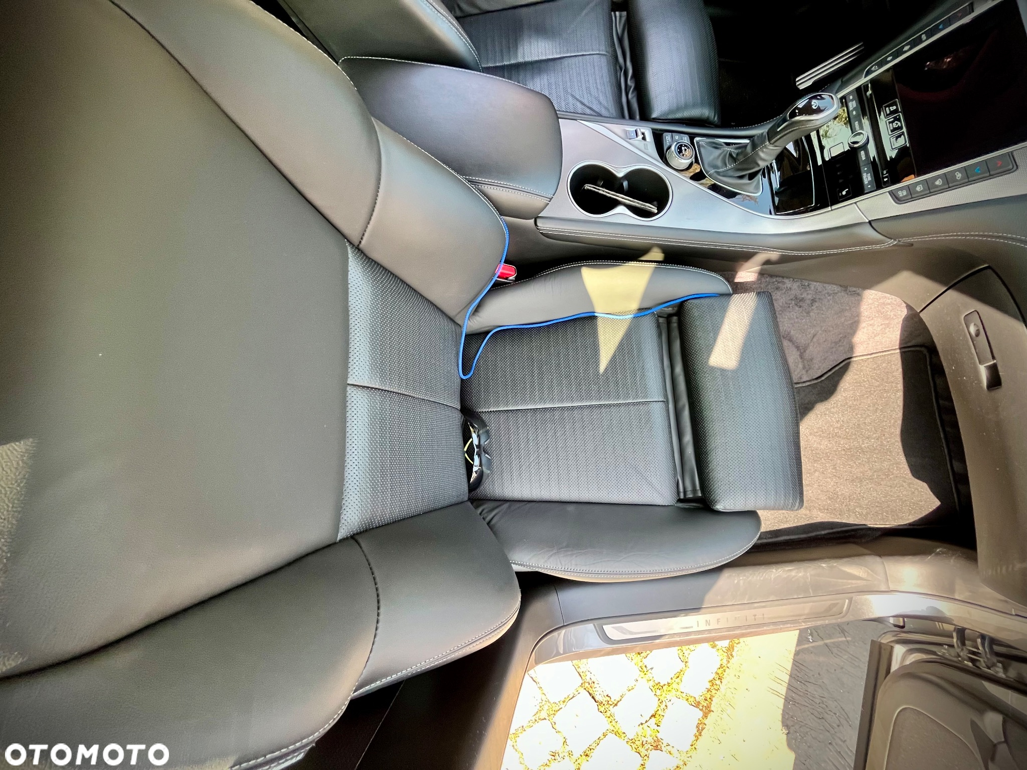 Infiniti Q50 Hybrid AWD Premium - 23