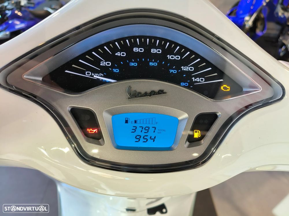 Piaggio Vespa Primavera 125 ABS - 8