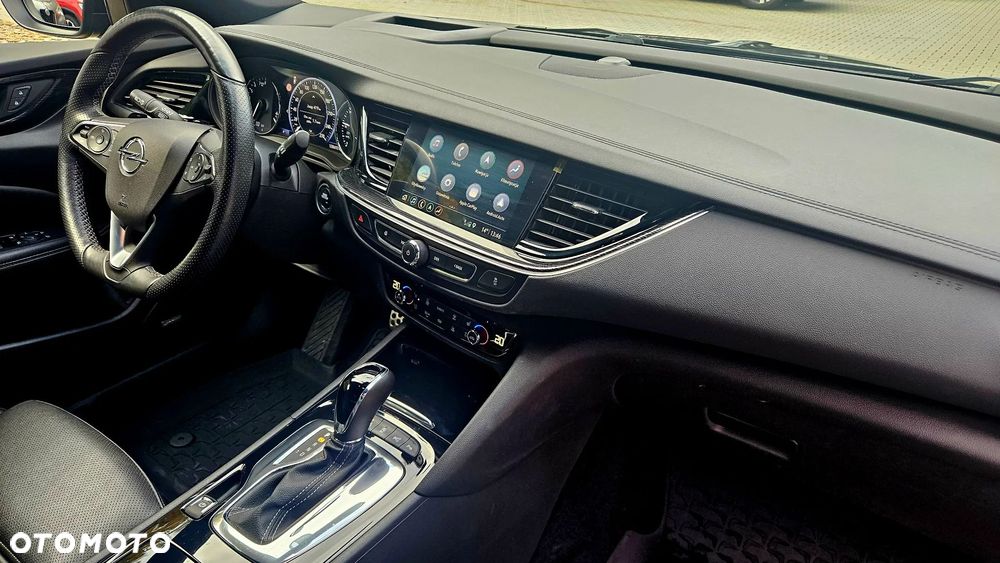 Opel Insignia CT 1.6 T Exclusive S&S - 10