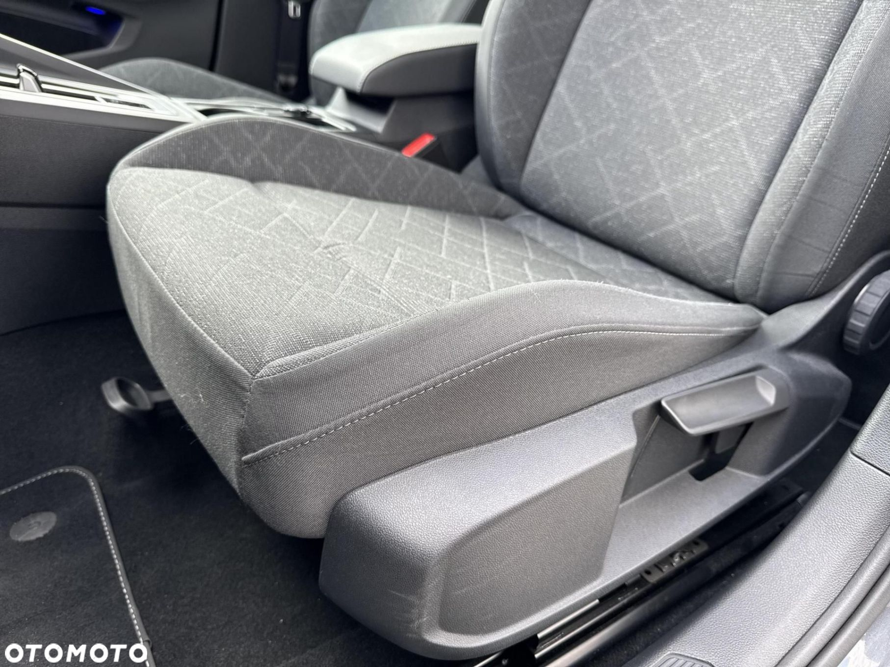 Volkswagen Golf - 13