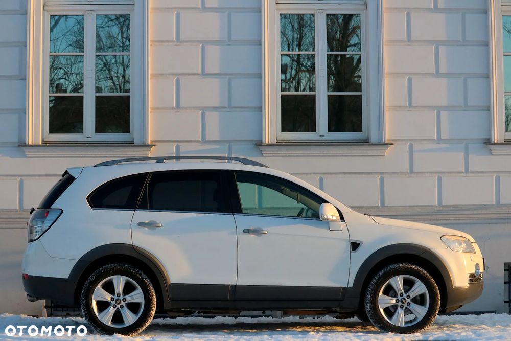Chevrolet Captiva 2.0 d LT high (deu) - 4