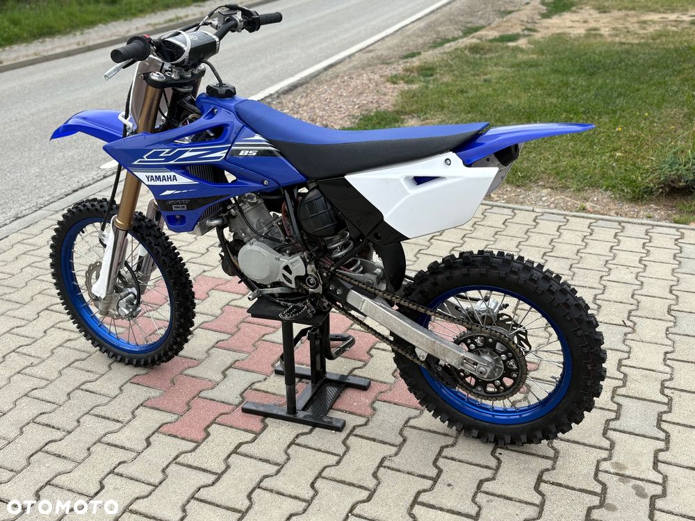 Yamaha YZ - 5