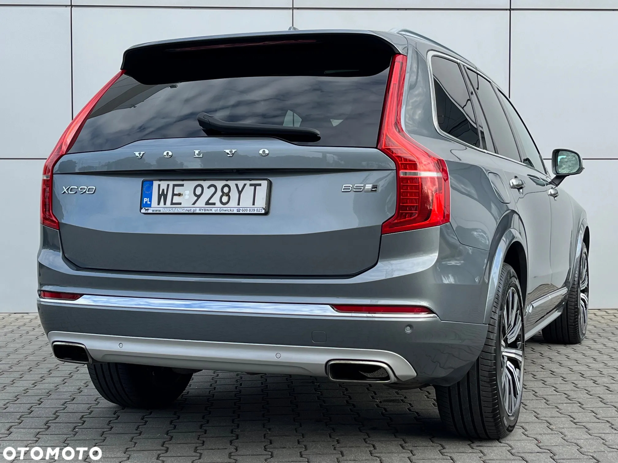 Volvo XC 90 B5 D AWD Inscription 7os - 7