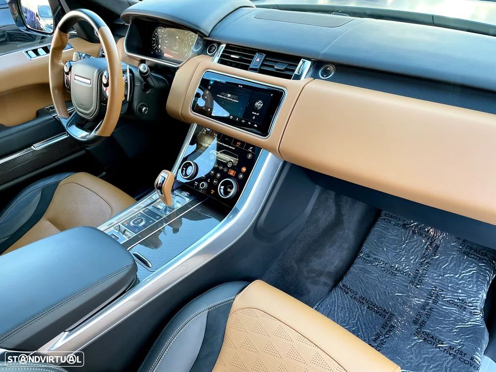 Land Rover Range Rover Sport P575 5.0 V8 SVR Carbon Edition - 35