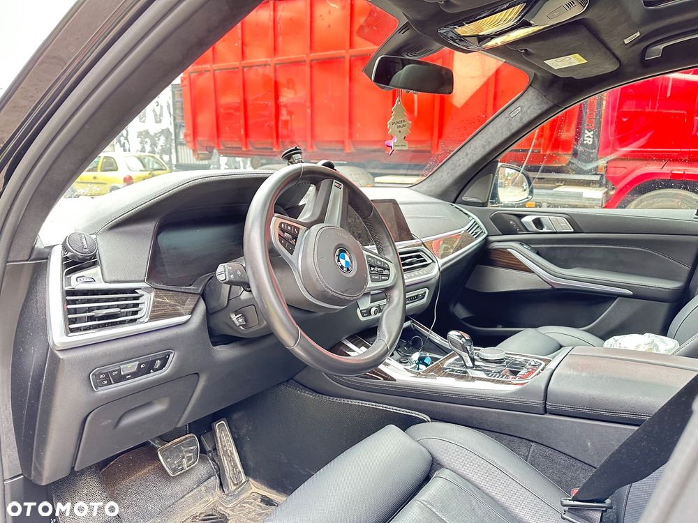 BMW X7 M50d sport - 14