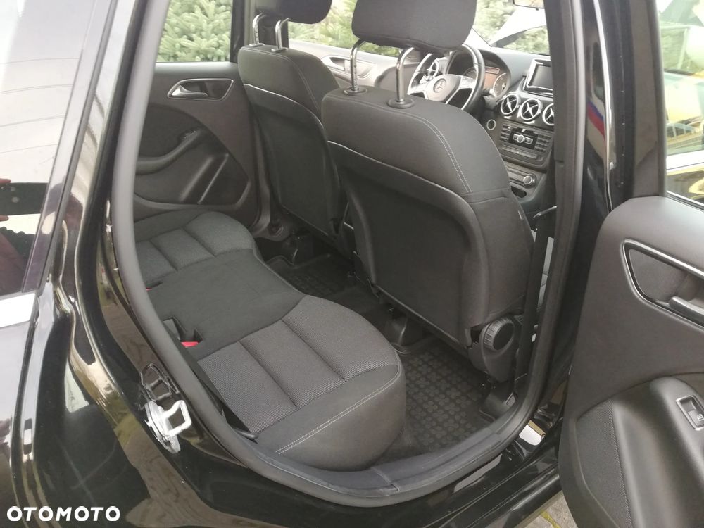 Mercedes-Benz Klasa B 180 (CDI) d 7G-DCT Style - 30