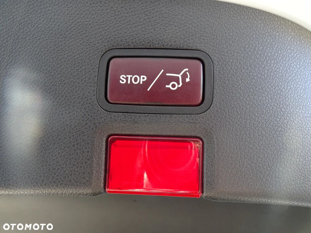 Mercedes-Benz CLA 200 7G-DCT AMG Line - 36