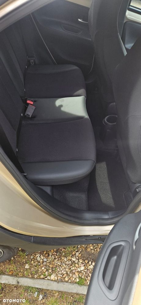 Toyota Aygo X 1.0 VVT-i Executive CVT - 32