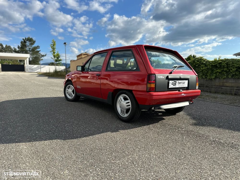 Opel Corsa 1.6 GSi - 8