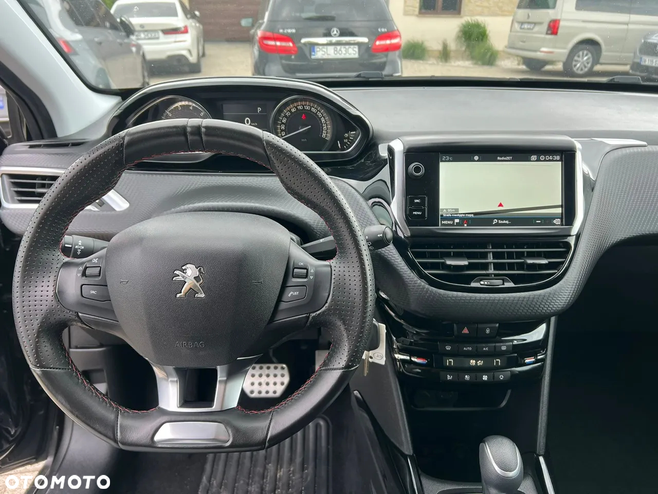 Peugeot 2008 PureTech 110 Stop&Start EAT6 GT-Line Edition - 8