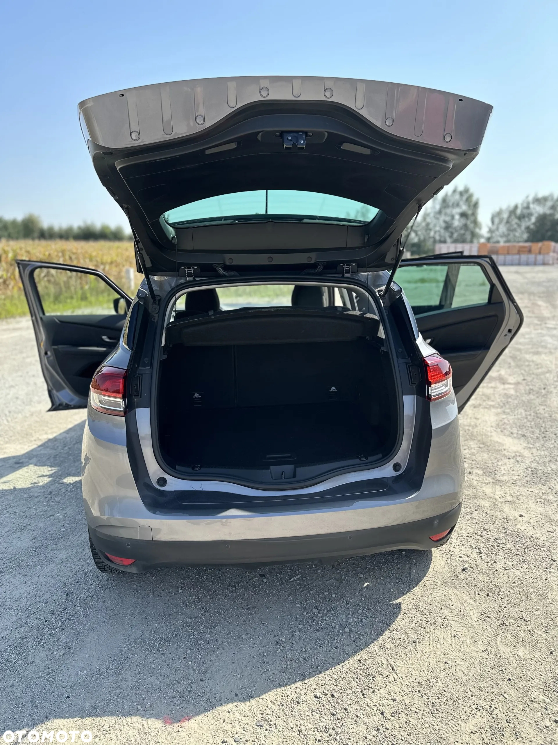 Renault Scenic 1.3 TCe FAP Life - 13