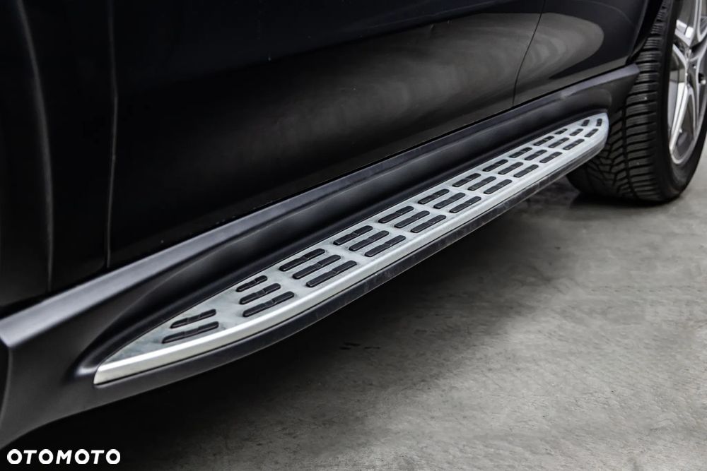 Mercedes-Benz GLE 450 4Matic 9G-TRONIC AMG Line - 37