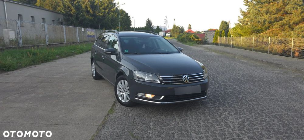 Volkswagen Passat 2.0 TDI Comfortline DSG - 1