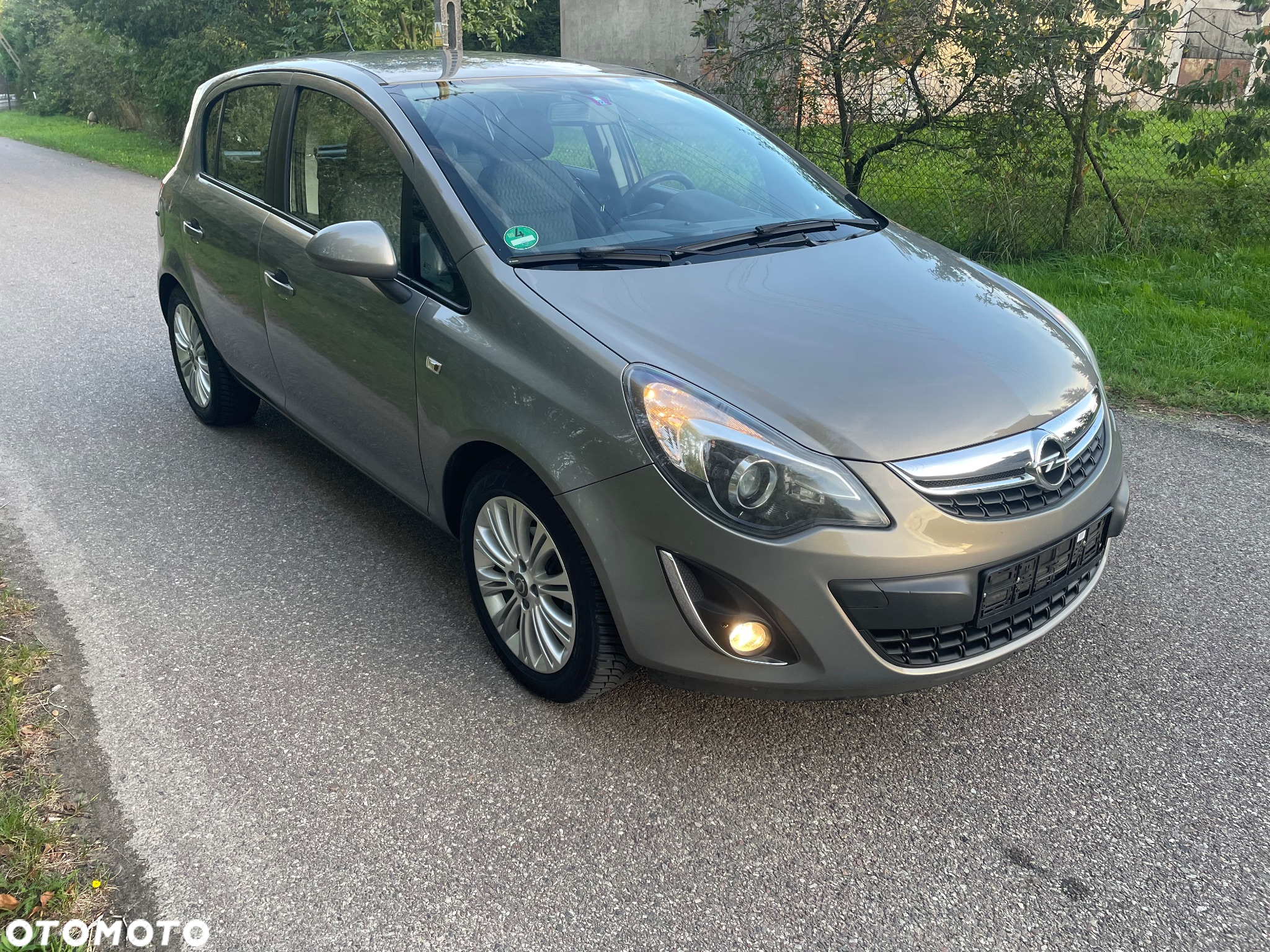 Opel Corsa 1.2 16V (ecoFLEX) Color Edition - 4