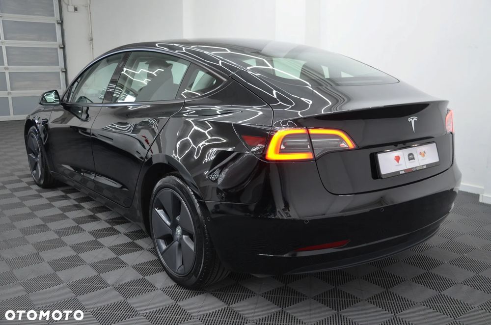 Tesla Model 3 Standard Reichweite Plus Hinterradantrieb - 7