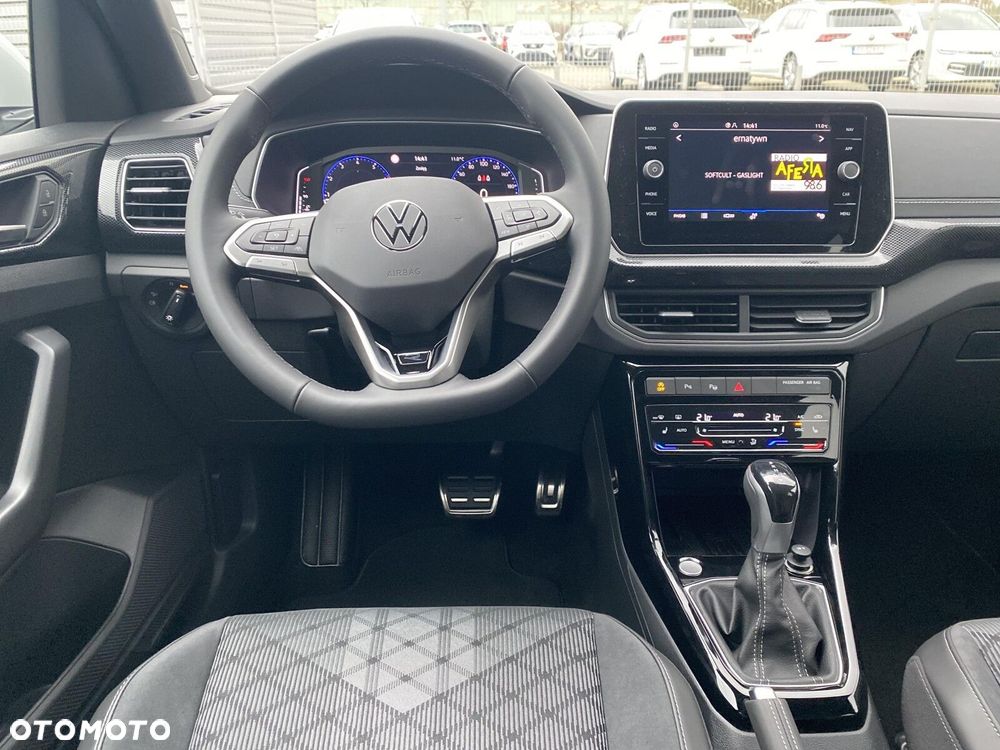 Volkswagen T-Cross - 24