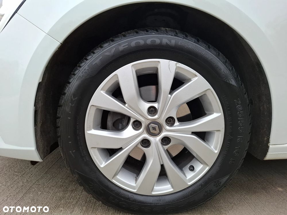 Renault Megane ENERGY TCe 140 EDC LIMITED - 16