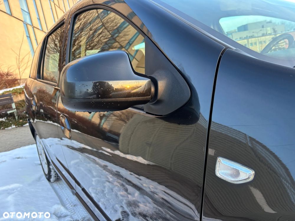 Dacia Logan 1.2 16V 75 Laureate - 28