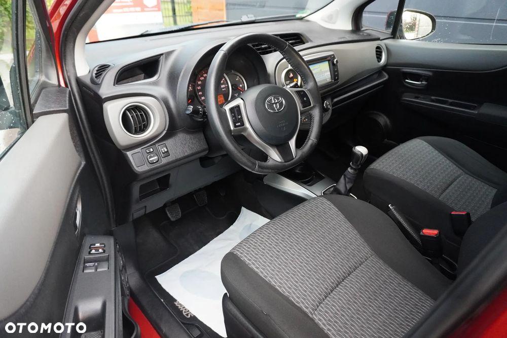 Toyota Yaris 1.33 VVT-i Executive - 7