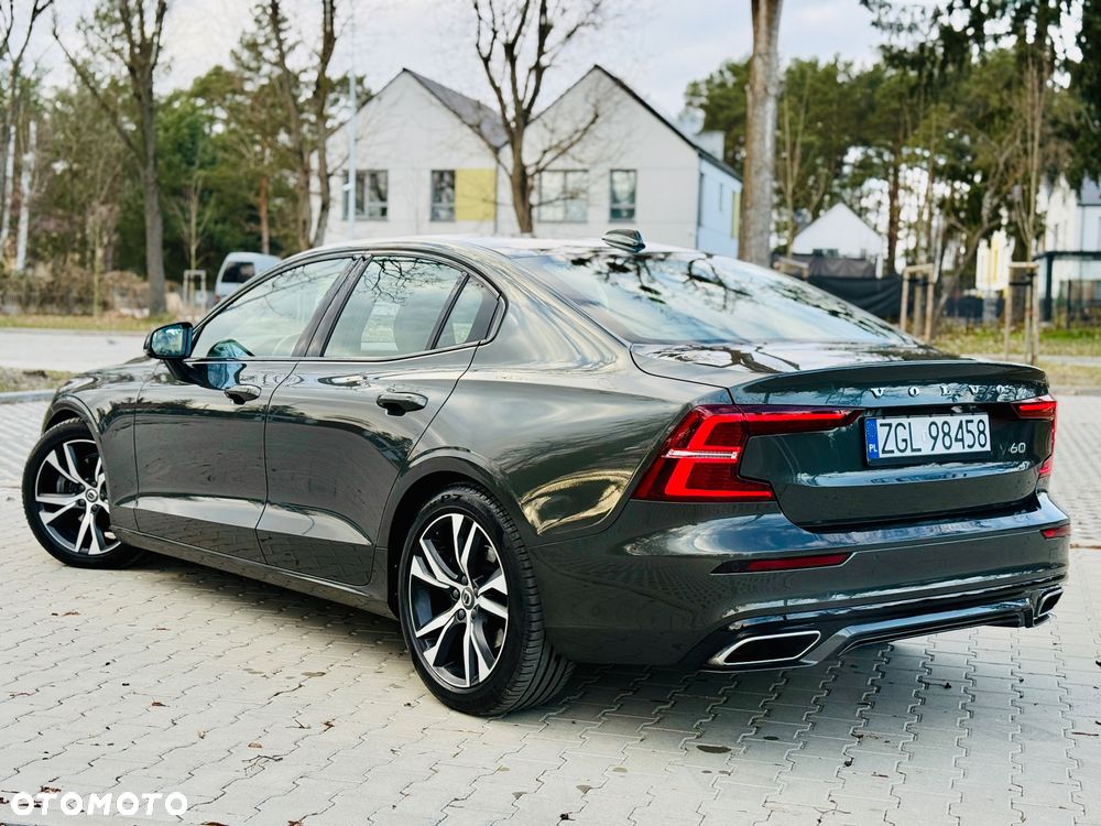 Volvo S60 T4 R-Design - 31