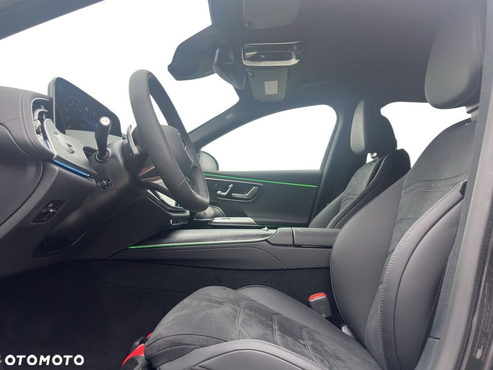 Mercedes-Benz Klasa E 220 d mHEV 4-Matic AMG 9G-Tronic - 13