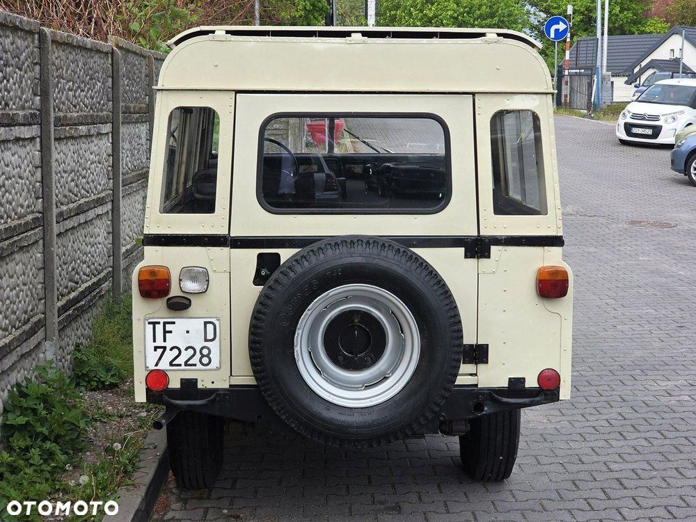 Land Rover Inny - 8