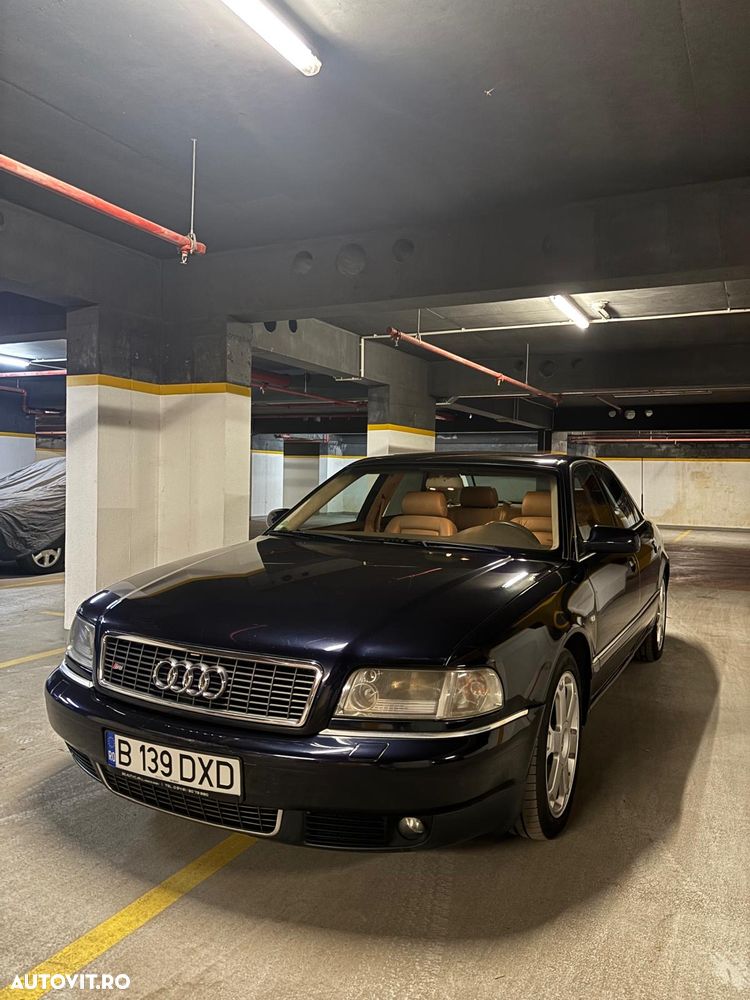 Audi S8 - 3