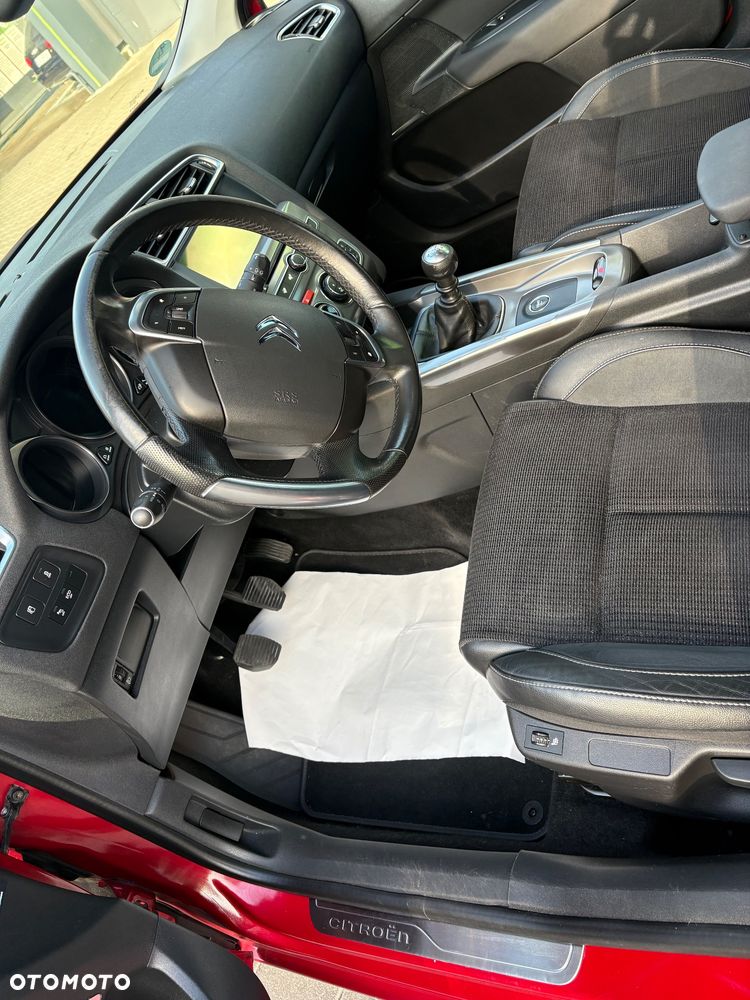 Citroën C4 1.2 PureTech Shine S&S - 18