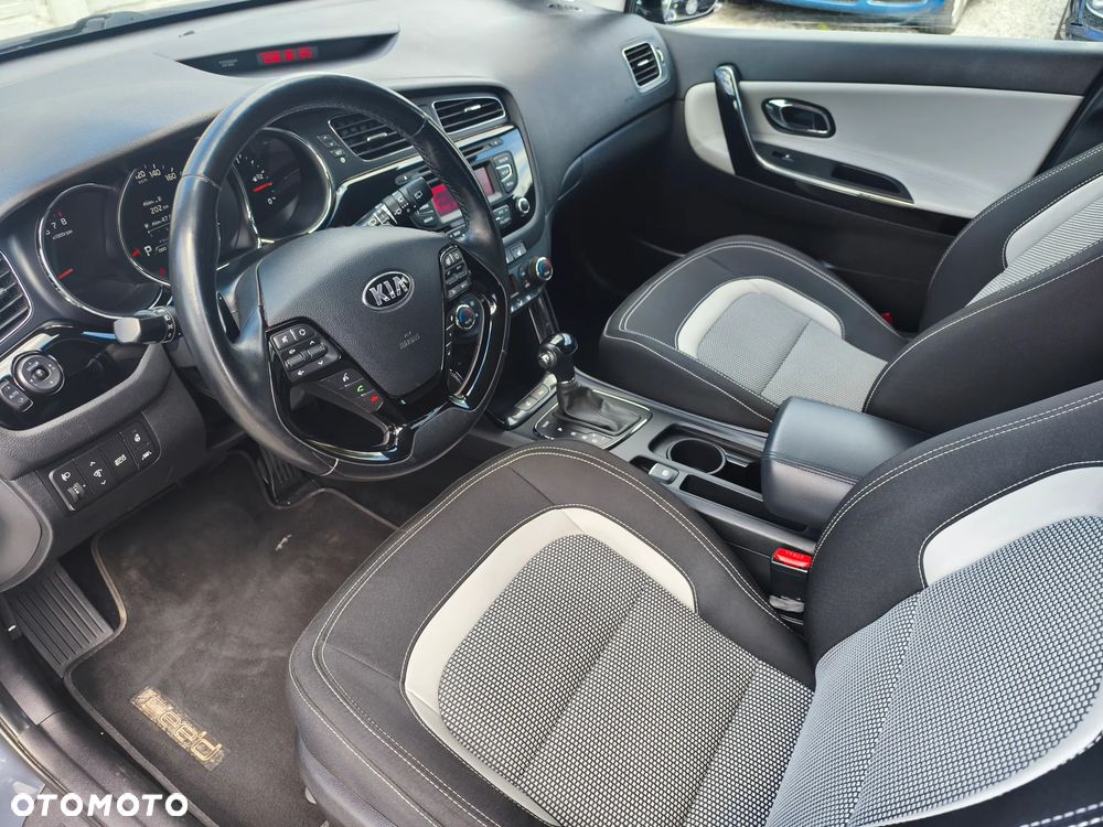 Kia Ceed 1.6 GDI DCT Platinum Edition - 7