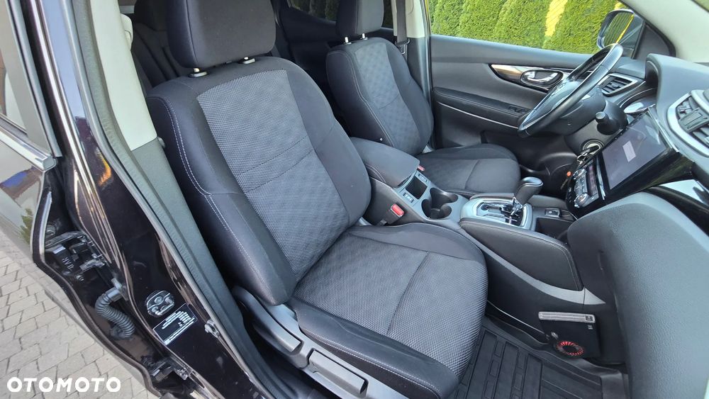Nissan Qashqai - 30