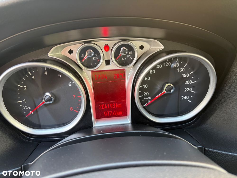 Ford Focus 1.8 Titanium - 23