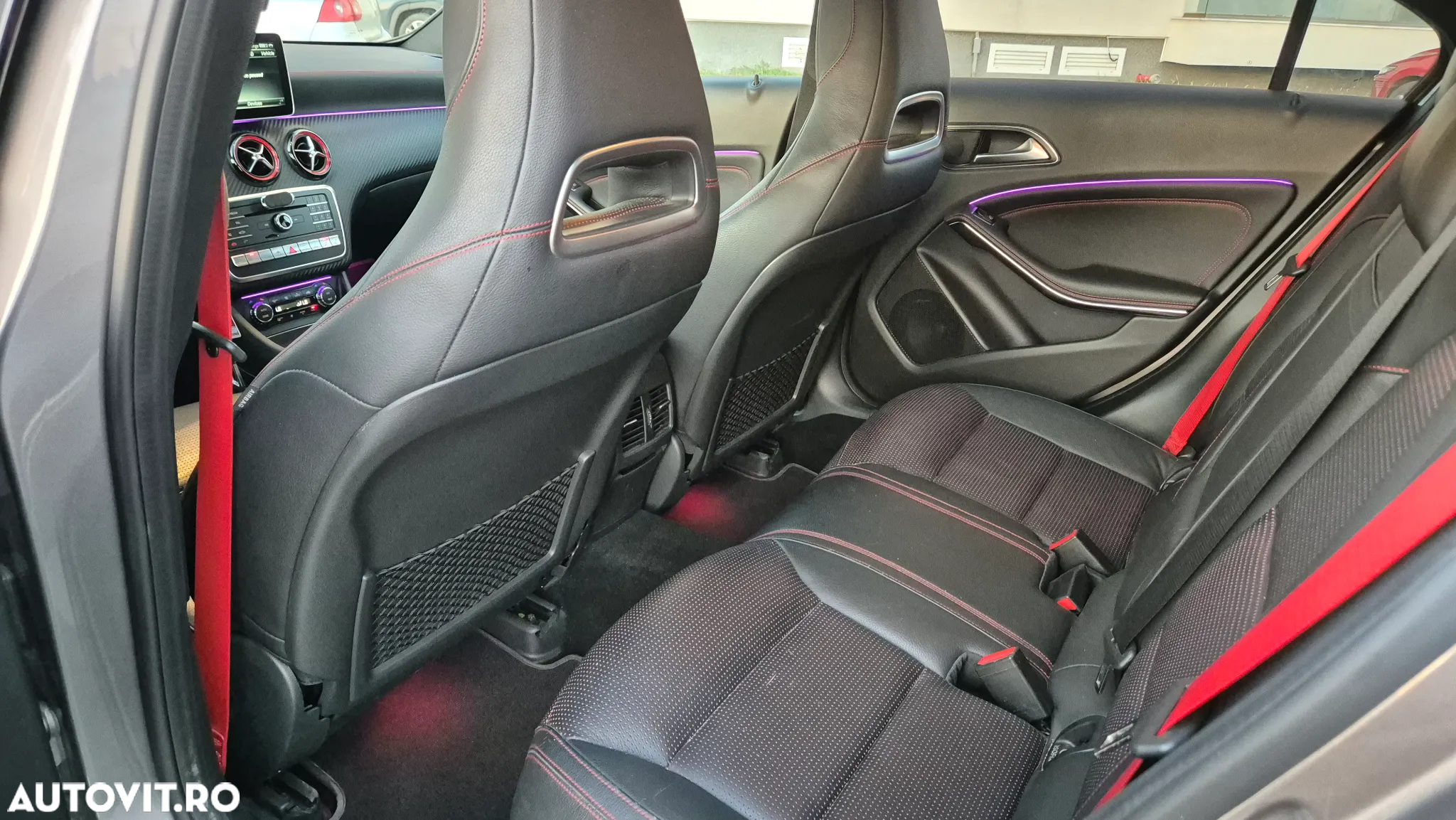 Mercedes-Benz A AMG 45 4Matic AMG Speedshift 7G-DCT - 15